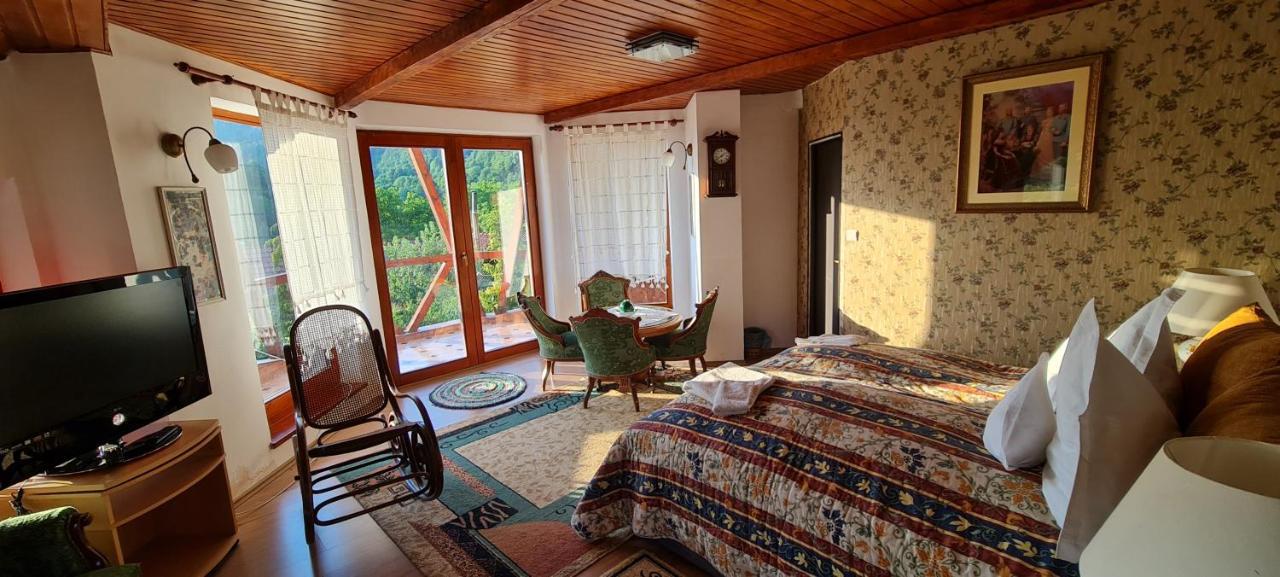 Vila Anastasia Sacarimbu Екстериор снимка