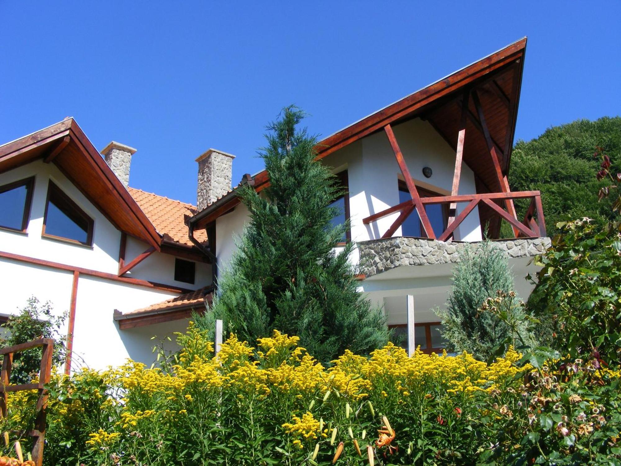 Vila Anastasia Sacarimbu Екстериор снимка